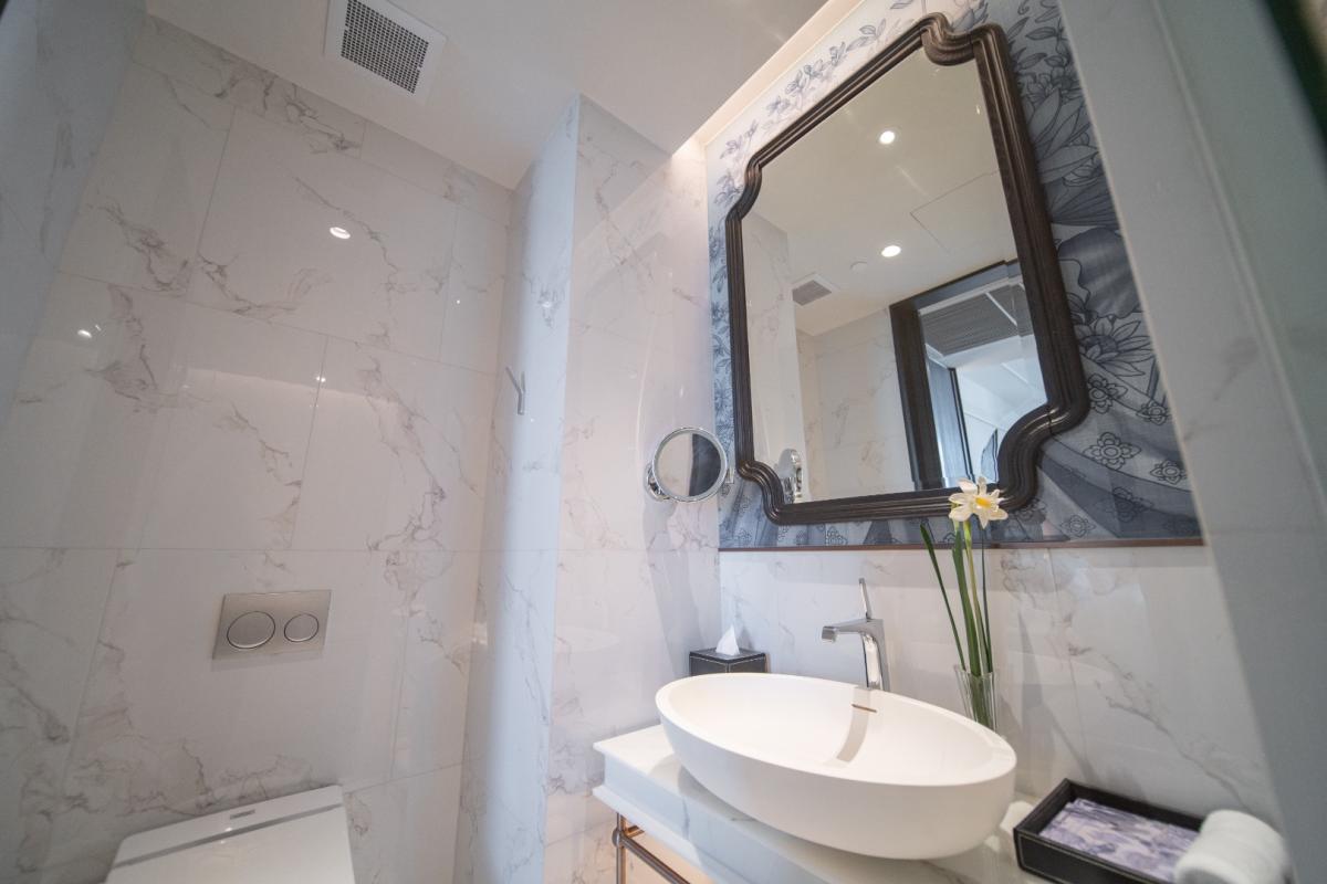 For RentCondoSukhumvit, Asoke, Thonglor : 🔥For Rent Now🔥 LA CLEF Executive Studio, 44 ​​sq.m., 150 meters from BTS Thonglor. Beautiful room, ready to move in + Free Wi-fi + Cleaning 3 times/week + Pets allowed (Promotional price until March 31, 2026)