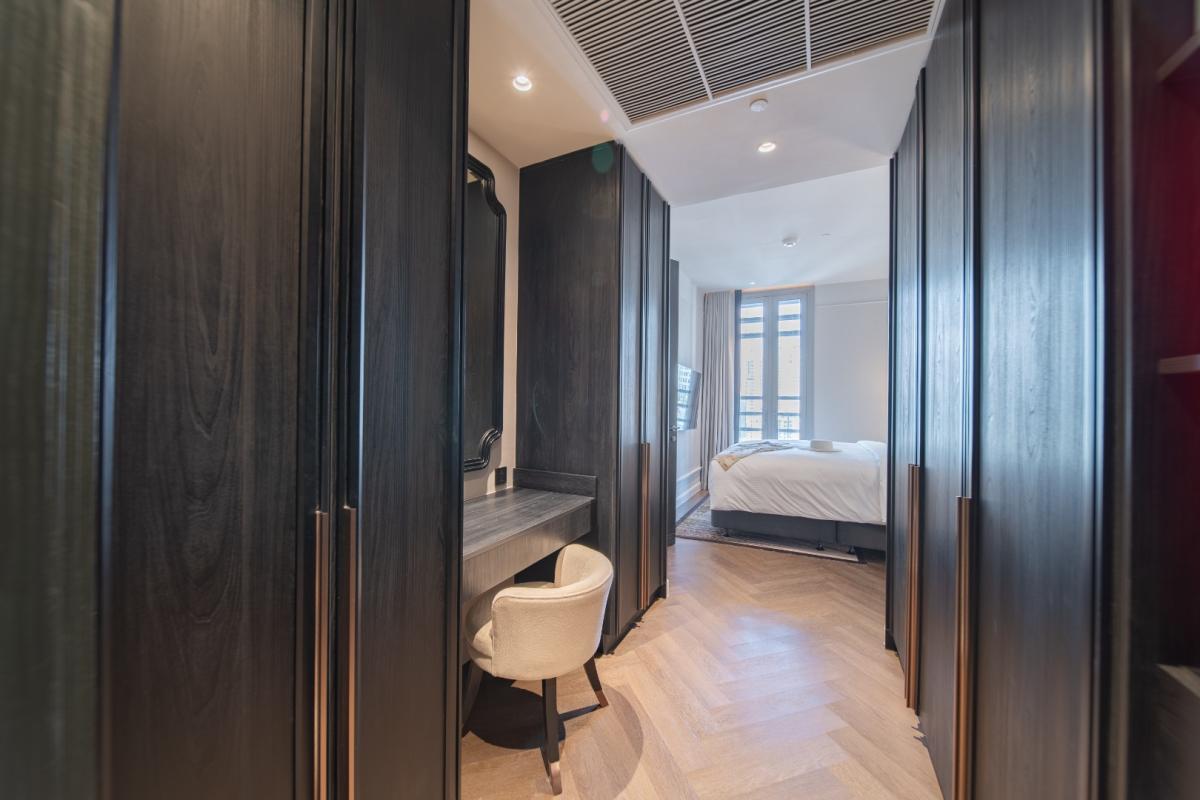 ให้เช่าคอนโดสุขุมวิท อโศก ทองหล่อ : 🔥ให้เช่าด่วน🔥LA CLEF One - Bedroom Deluxe 52 ตร.ม. ใกล้ BTS ทองหล่อ 150 เมตร ห้องสวยพร้อมเข้าอยู่ + ฟรี Wi-fi + ทำความสะอาด 3 ครั้ง/สัปดาห์ + เลี้ยงสัตว์ได้