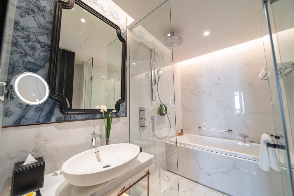 ให้เช่าคอนโดสุขุมวิท อโศก ทองหล่อ : 🔥ให้เช่าด่วน🔥LA CLEF One - Bedroom Deluxe 52 ตร.ม. ใกล้ BTS ทองหล่อ 150 เมตร ห้องสวยพร้อมเข้าอยู่ + ฟรี Wi-fi + ทำความสะอาด 3 ครั้ง/สัปดาห์ + เลี้ยงสัตว์ได้