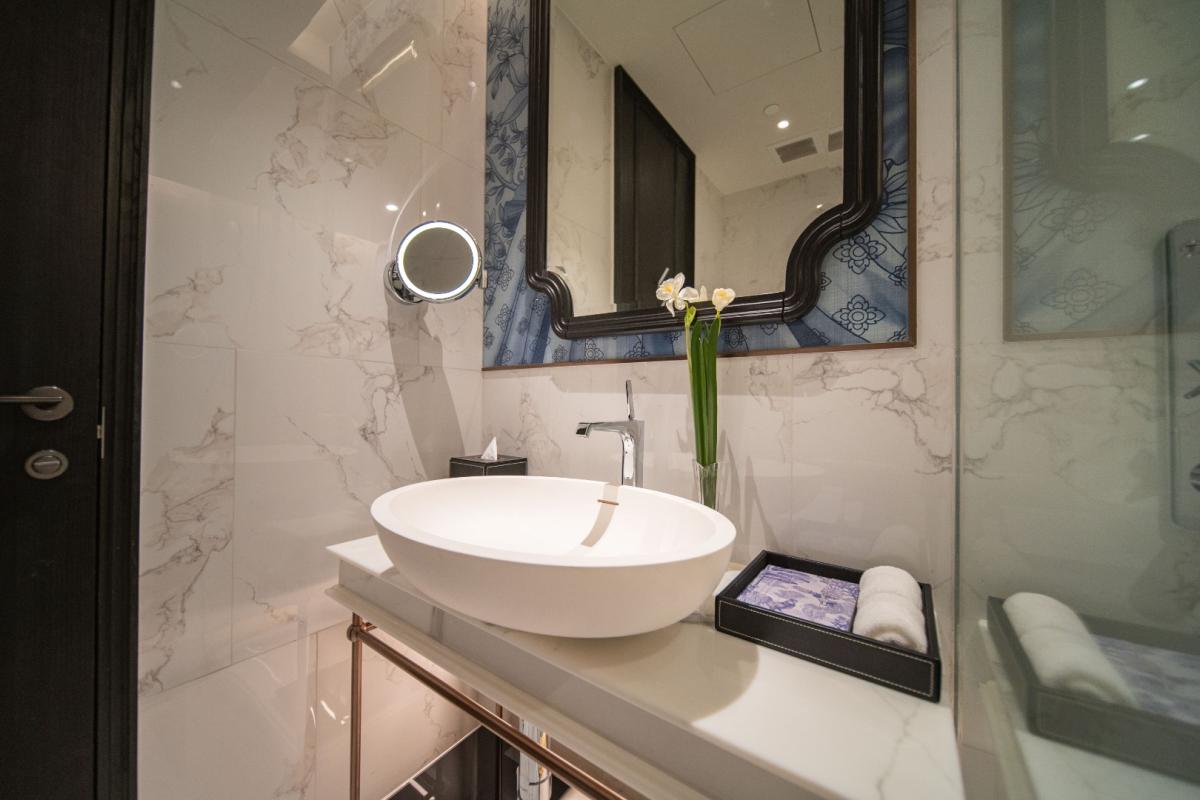 ให้เช่าคอนโดสุขุมวิท อโศก ทองหล่อ : 🔥ให้เช่าด่วน🔥LA CLEF One - Bedroom Deluxe 52 ตร.ม. ใกล้ BTS ทองหล่อ 150 เมตร ห้องสวยพร้อมเข้าอยู่ + ฟรี Wi-fi + ทำความสะอาด 3 ครั้ง/สัปดาห์ + เลี้ยงสัตว์ได้