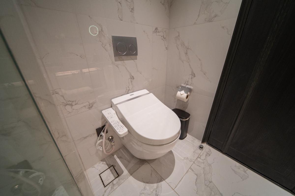 ให้เช่าคอนโดสุขุมวิท อโศก ทองหล่อ : 🔥ให้เช่าด่วน🔥LA CLEF One - Bedroom Deluxe 52 ตร.ม. ใกล้ BTS ทองหล่อ 150 เมตร ห้องสวยพร้อมเข้าอยู่ + ฟรี Wi-fi + ทำความสะอาด 3 ครั้ง/สัปดาห์ + เลี้ยงสัตว์ได้