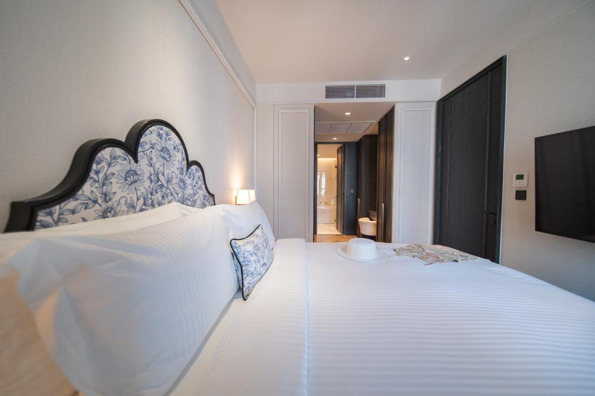 ให้เช่าคอนโดสุขุมวิท อโศก ทองหล่อ : 🔥ให้เช่าด่วน🔥LA CLEF One - Bedroom Deluxe 52 ตร.ม. ใกล้ BTS ทองหล่อ 150 เมตร ห้องสวยพร้อมเข้าอยู่ + ฟรี Wi-fi + ทำความสะอาด 3 ครั้ง/สัปดาห์ + เลี้ยงสัตว์ได้