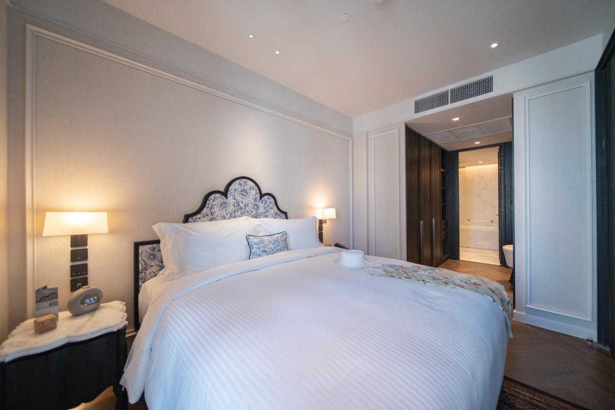 ให้เช่าคอนโดสุขุมวิท อโศก ทองหล่อ : 🔥ให้เช่าด่วน🔥LA CLEF One - Bedroom Deluxe 52 ตร.ม. ใกล้ BTS ทองหล่อ 150 เมตร ห้องสวยพร้อมเข้าอยู่ + ฟรี Wi-fi + ทำความสะอาด 3 ครั้ง/สัปดาห์ + เลี้ยงสัตว์ได้