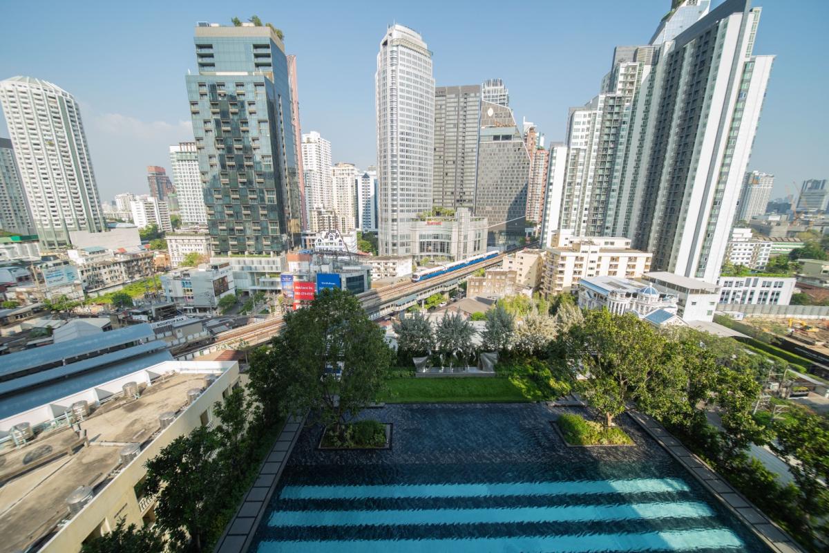 ให้เช่าคอนโดสุขุมวิท อโศก ทองหล่อ : 🔥ให้เช่าด่วน🔥LA CLEF One - Bedroom Deluxe 52 ตร.ม. ใกล้ BTS ทองหล่อ 150 เมตร ห้องสวยพร้อมเข้าอยู่ + ฟรี Wi-fi + ทำความสะอาด 3 ครั้ง/สัปดาห์ + เลี้ยงสัตว์ได้