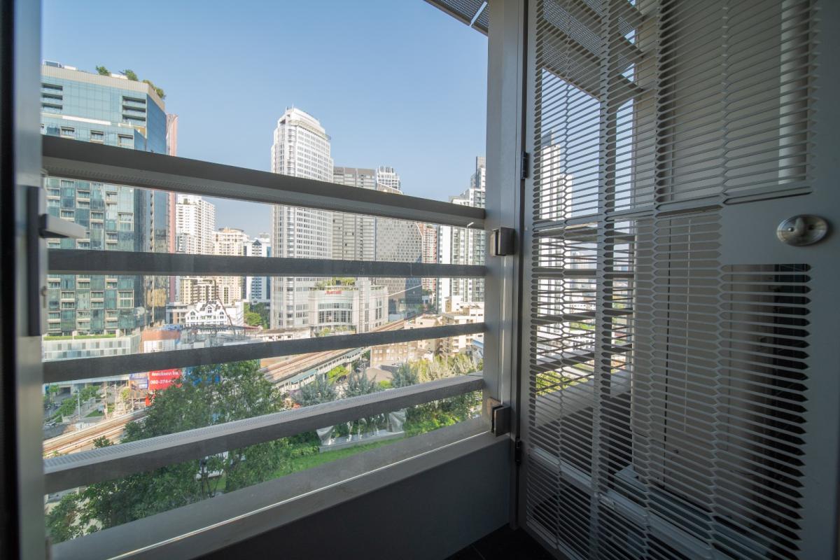 ให้เช่าคอนโดสุขุมวิท อโศก ทองหล่อ : 🔥ให้เช่าด่วน🔥LA CLEF One - Bedroom Deluxe 52 ตร.ม. ใกล้ BTS ทองหล่อ 150 เมตร ห้องสวยพร้อมเข้าอยู่ + ฟรี Wi-fi + ทำความสะอาด 3 ครั้ง/สัปดาห์ + เลี้ยงสัตว์ได้