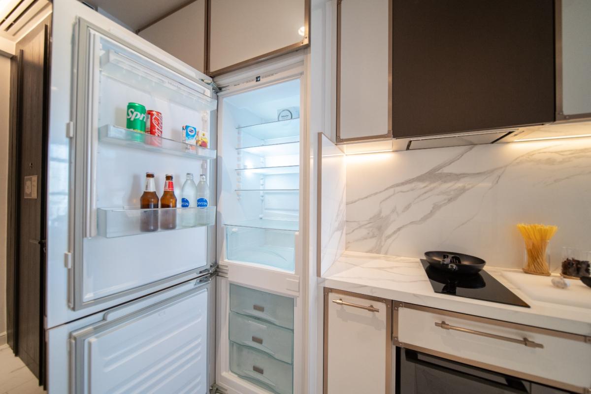 ให้เช่าคอนโดสุขุมวิท อโศก ทองหล่อ : 🔥ให้เช่าด่วน🔥LA CLEF One - Bedroom Deluxe 52 ตร.ม. ใกล้ BTS ทองหล่อ 150 เมตร ห้องสวยพร้อมเข้าอยู่ + ฟรี Wi-fi + ทำความสะอาด 3 ครั้ง/สัปดาห์ + เลี้ยงสัตว์ได้