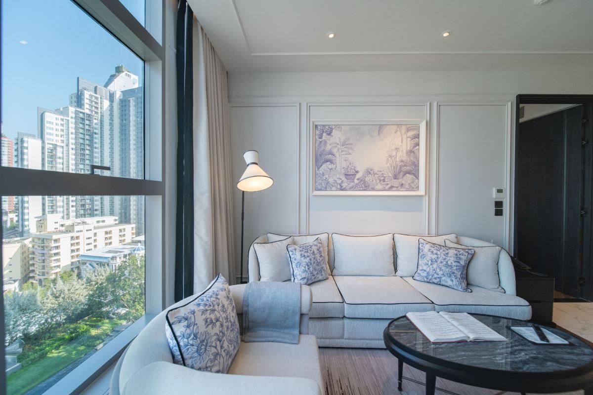 ให้เช่าคอนโดสุขุมวิท อโศก ทองหล่อ : 🔥ให้เช่าด่วน🔥LA CLEF One - Bedroom Deluxe 52 ตร.ม. ใกล้ BTS ทองหล่อ 150 เมตร ห้องสวยพร้อมเข้าอยู่ + ฟรี Wi-fi + ทำความสะอาด 3 ครั้ง/สัปดาห์ + เลี้ยงสัตว์ได้