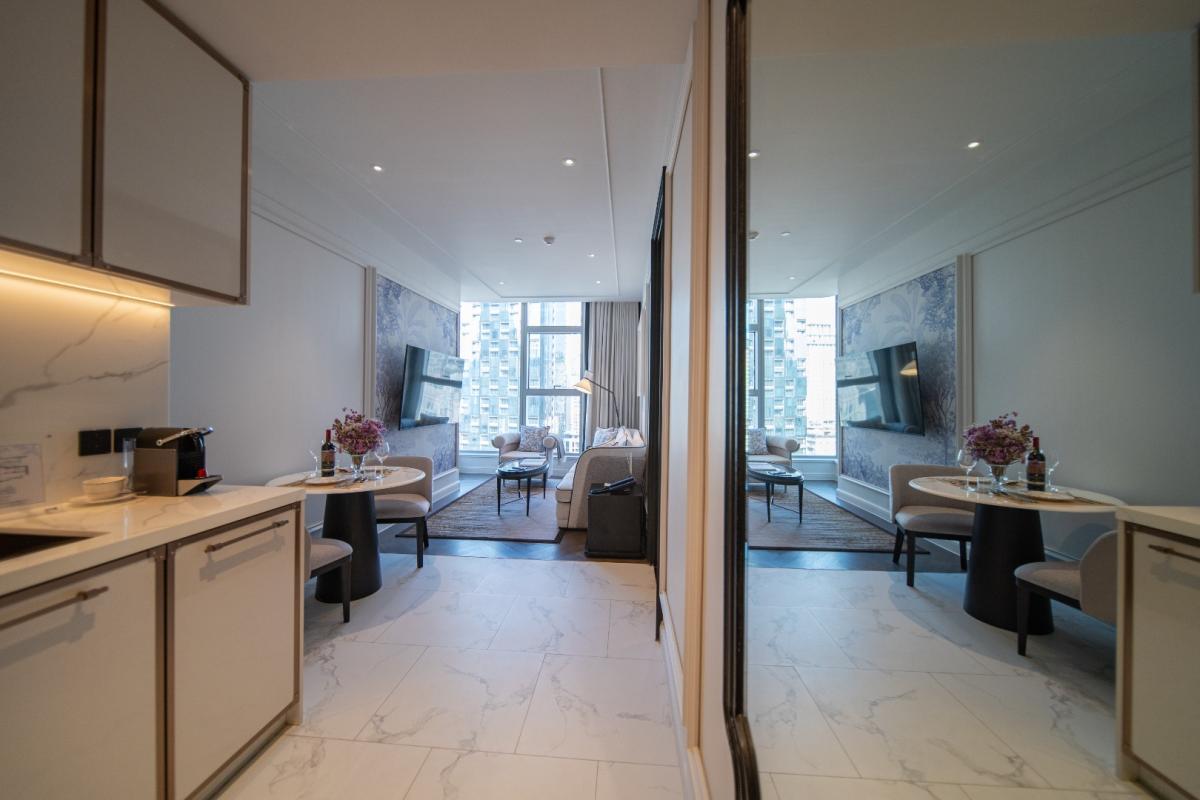 ให้เช่าคอนโดสุขุมวิท อโศก ทองหล่อ : 🔥ให้เช่าด่วน🔥LA CLEF One - Bedroom Deluxe 52 ตร.ม. ใกล้ BTS ทองหล่อ 150 เมตร ห้องสวยพร้อมเข้าอยู่ + ฟรี Wi-fi + ทำความสะอาด 3 ครั้ง/สัปดาห์ + เลี้ยงสัตว์ได้