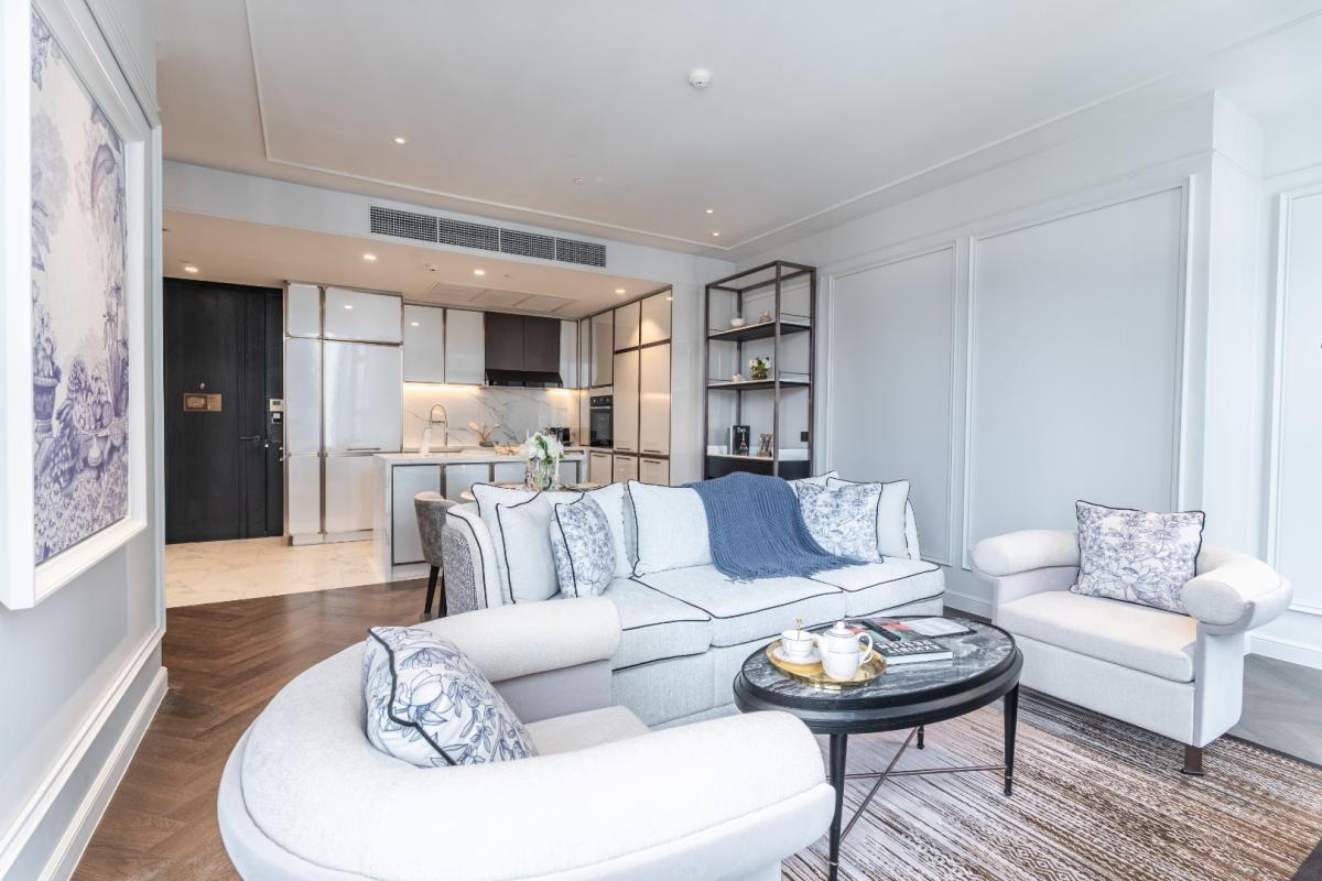 For RentCondoSukhumvit, Asoke, Thonglor : 🔥For Rent Now🔥 LA CLEF Two-Bedroom Premier, 95 sq.m., 150 meters from BTS Thonglor. Beautiful unit, ready to move in + Free Wi-fi + Cleaning 3 times/week + Pets allowed.