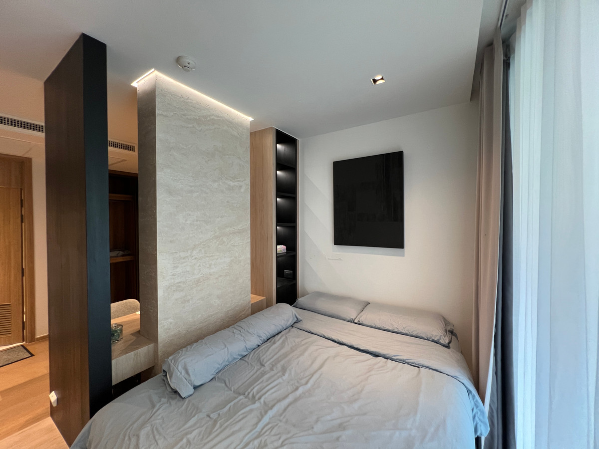 For RentCondoSukhumvit, Asoke, Thonglor : Luxury condo for rent, separated room with bathtub, Thonglor area