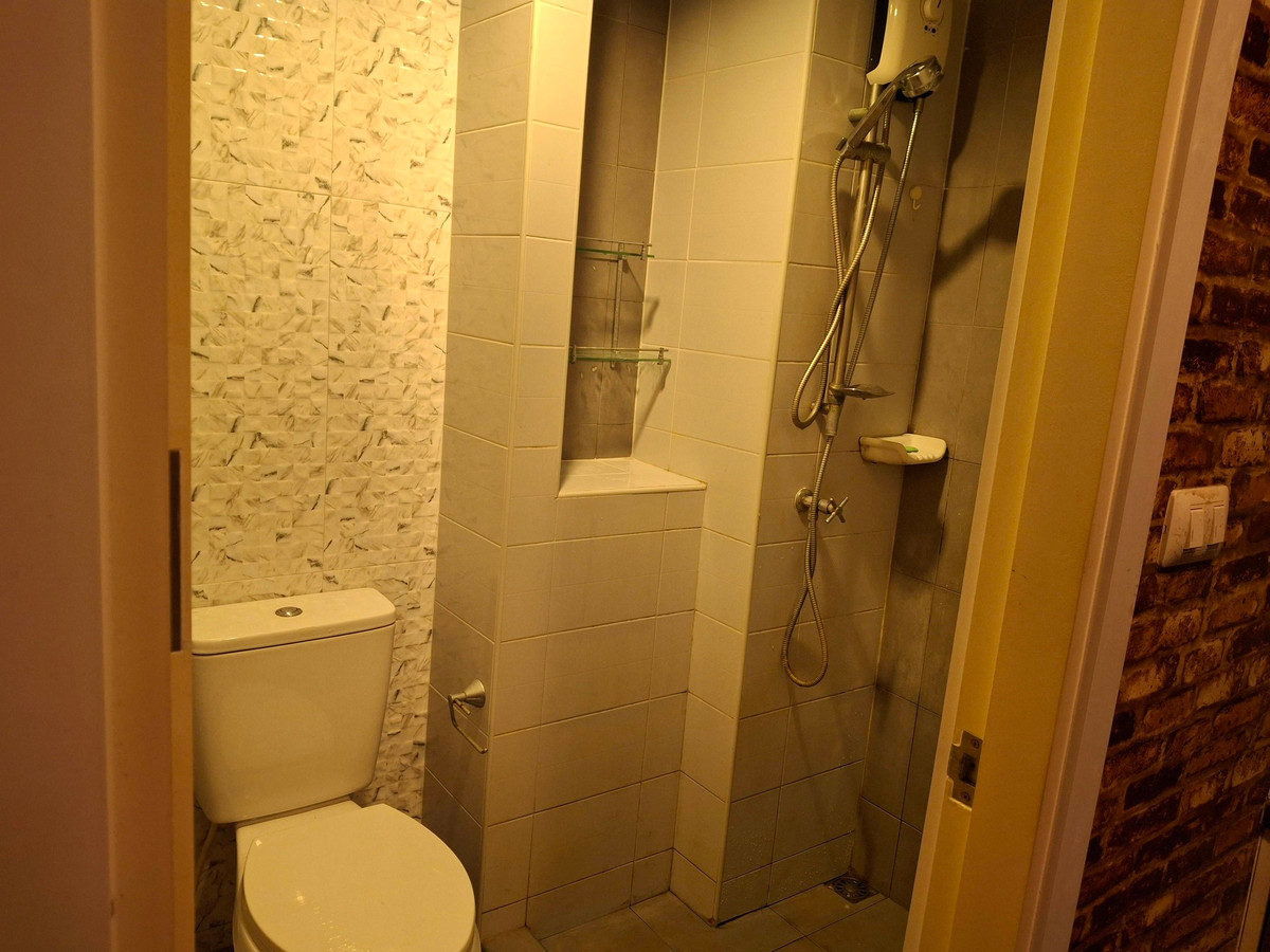 For RentCondoSamut Prakan,Samrong : For Rent ✨ The Trust Condo @BTS Erawan ✨ Fully furnished with appliances. Near BTS Chang Erawan.