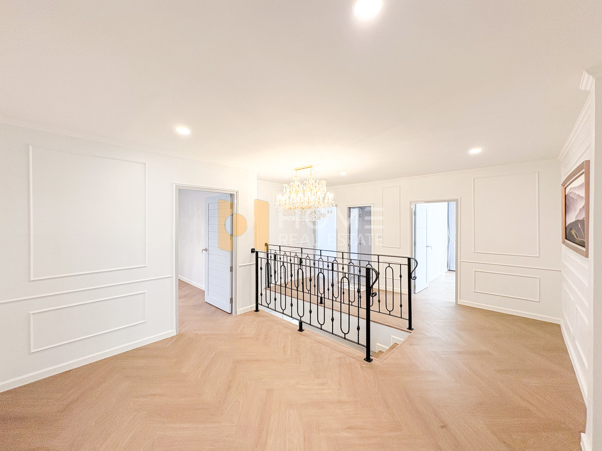 ขายบ้านลาดพร้าว เซ็นทรัลลาดพร้าว : บ้านเดี่ยวพร้อมที่ดิน นาคนิวาส 48 / 5 ห้องนอน (ขาย), Single house with land Nakniwat 48 / 5 Bedrooms (FOR SALE) TPM330