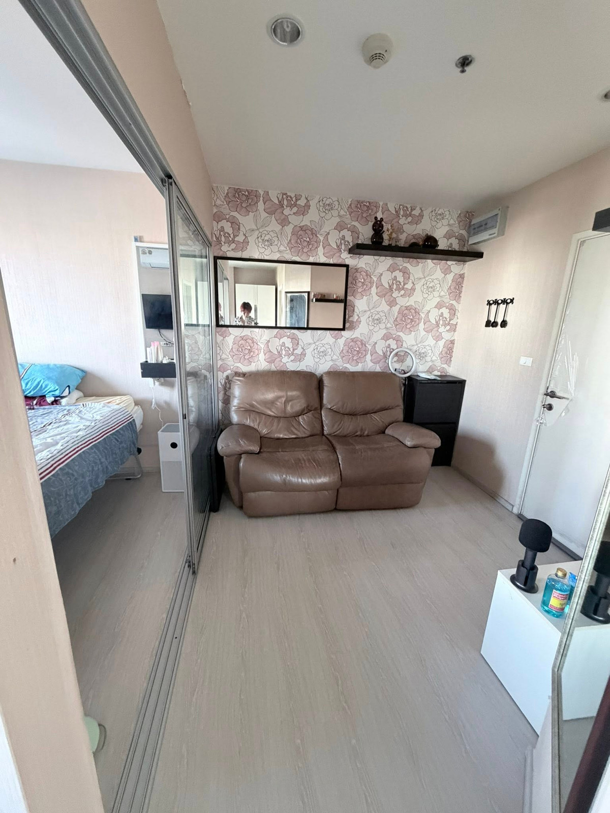 For RentCondoThaphra, Talat Phlu, Wutthakat : 🔥🔥31079🔥🔥 For Rent: Aspire Sathorn - Taksin (Timber Zone) 🌐LINE ID: @fastforrentcondo