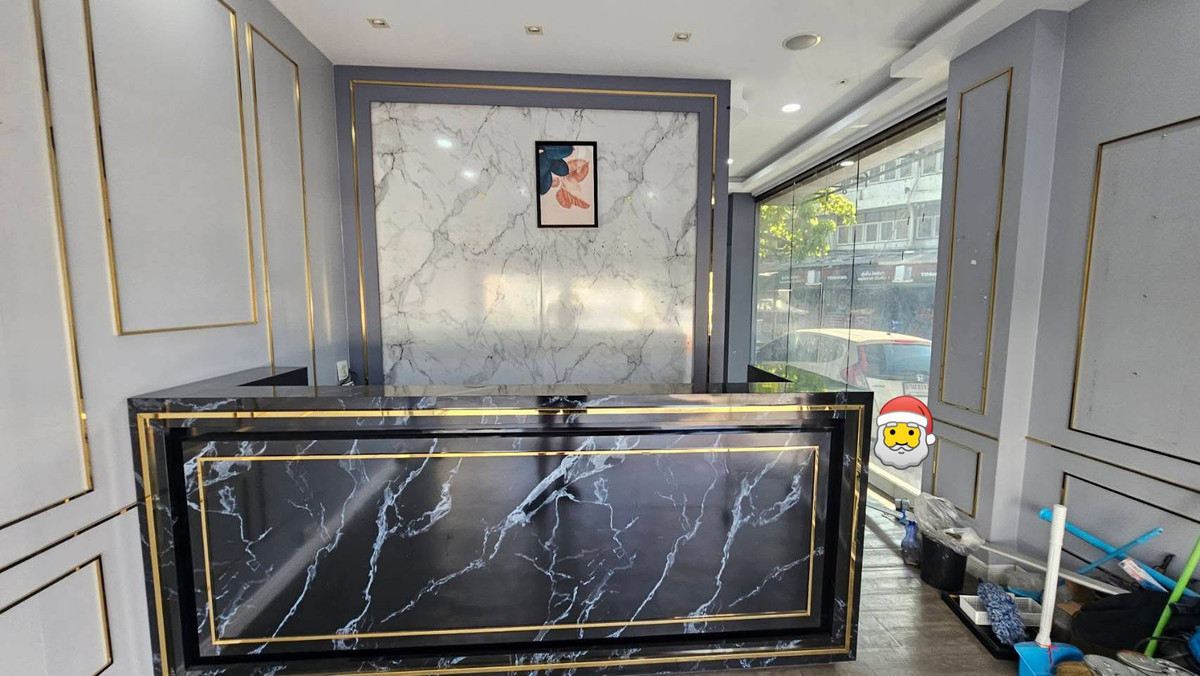 ให้เช่าอาคารพาณิชย์ลาดพร้าว เซ็นทรัลลาดพร้าว : 🏡ขายหรือให้เช่า อาคารพาณิชย์ 5 ชั้นครึ่ง ปากซอยลาดพร้าว 62 ใกล้รถไฟฟ้าเพียง 150 เมตร เหมาะทำออฟฟิศ คลินิก สถาบันความงาม คาเฟ่ หรือธุรกิจทุกประเภท