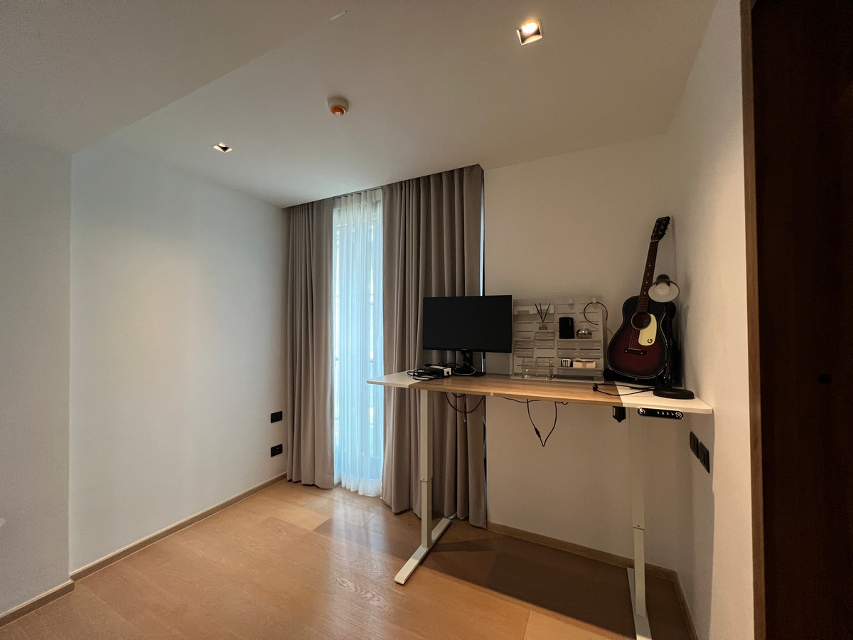 For RentCondoSukhumvit, Asoke, Thonglor : Luxury condo for rent, separated room with bathtub, Thonglor area