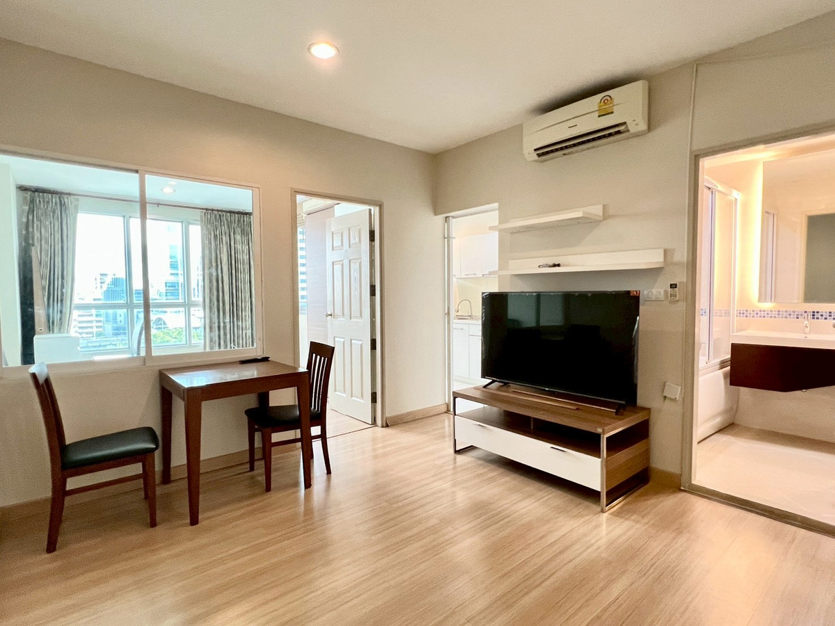 ให้เช่าคอนโดสาทร นราธิวาส : ( UL2406212 ) Tel/Line 096-2479369, ให้เช่า ไลฟ์ แอท สาทร10 , 1 ห้องนอน, 1 ห้องน้ำ, ห้องสวย , พร้อมอยู่, ราคาพิเศษ!!