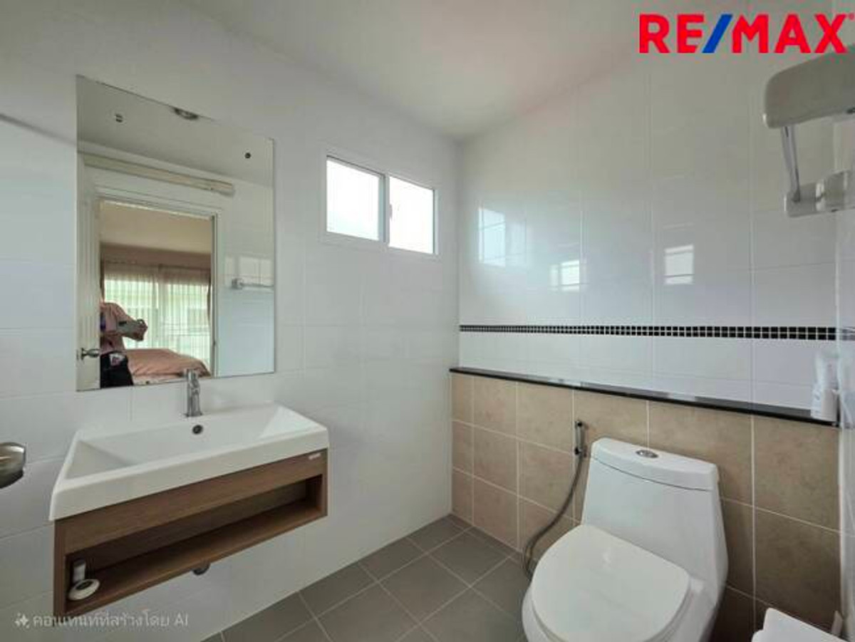 For SaleHousePathum Thani,Rangsit, Thammasat : Single house, Passorn Prestige Rangsit, Khlong 2, near Future Park Rangsit. Next to the main road Rangsit-Nakhon Nayok (not entering the alley)