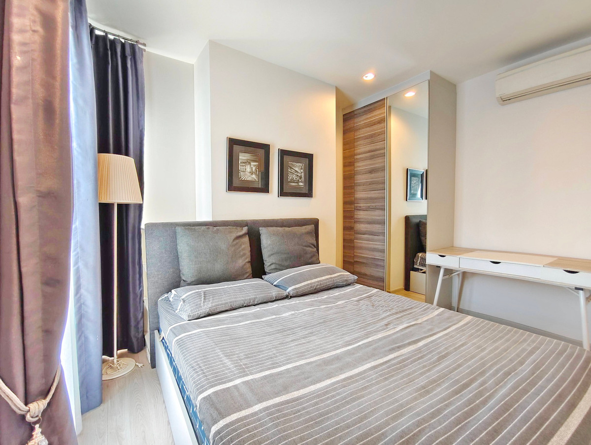 For RentCondoRatchadapisek, Huaikwang, Suttisan : 9773♛Condo for rent, 2 bedrooms♙Enter project name in Thai♜MRT Huai Khwang (120 m.)∞099-5919653,065-9423251🜲Line@sureresidence