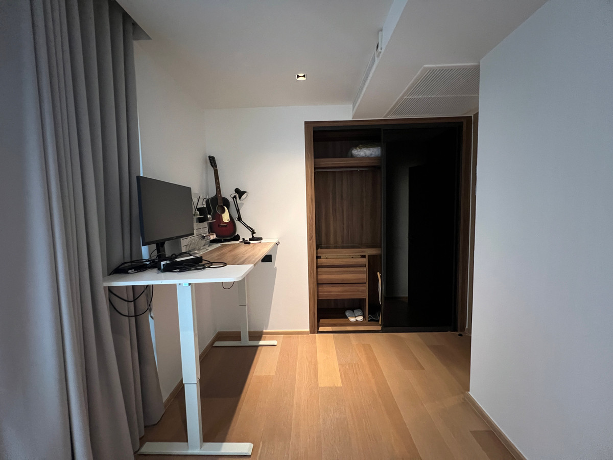 For SaleCondoSukhumvit, Asoke, Thonglor : Luxury condo for sale, room divided into proportions, with bathtub, Thonglor area