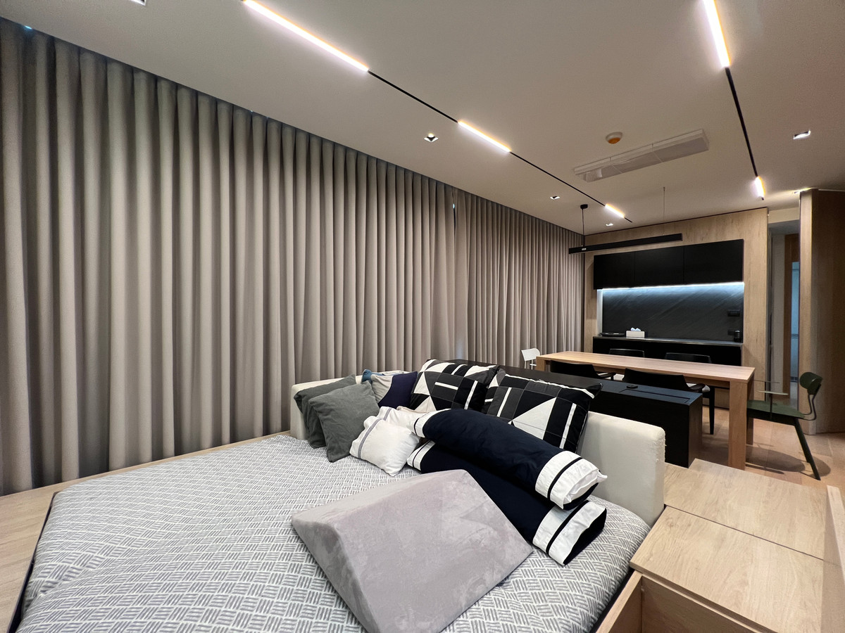 For SaleCondoSukhumvit, Asoke, Thonglor : Luxury condo for sale, room divided into proportions, with bathtub, Thonglor area