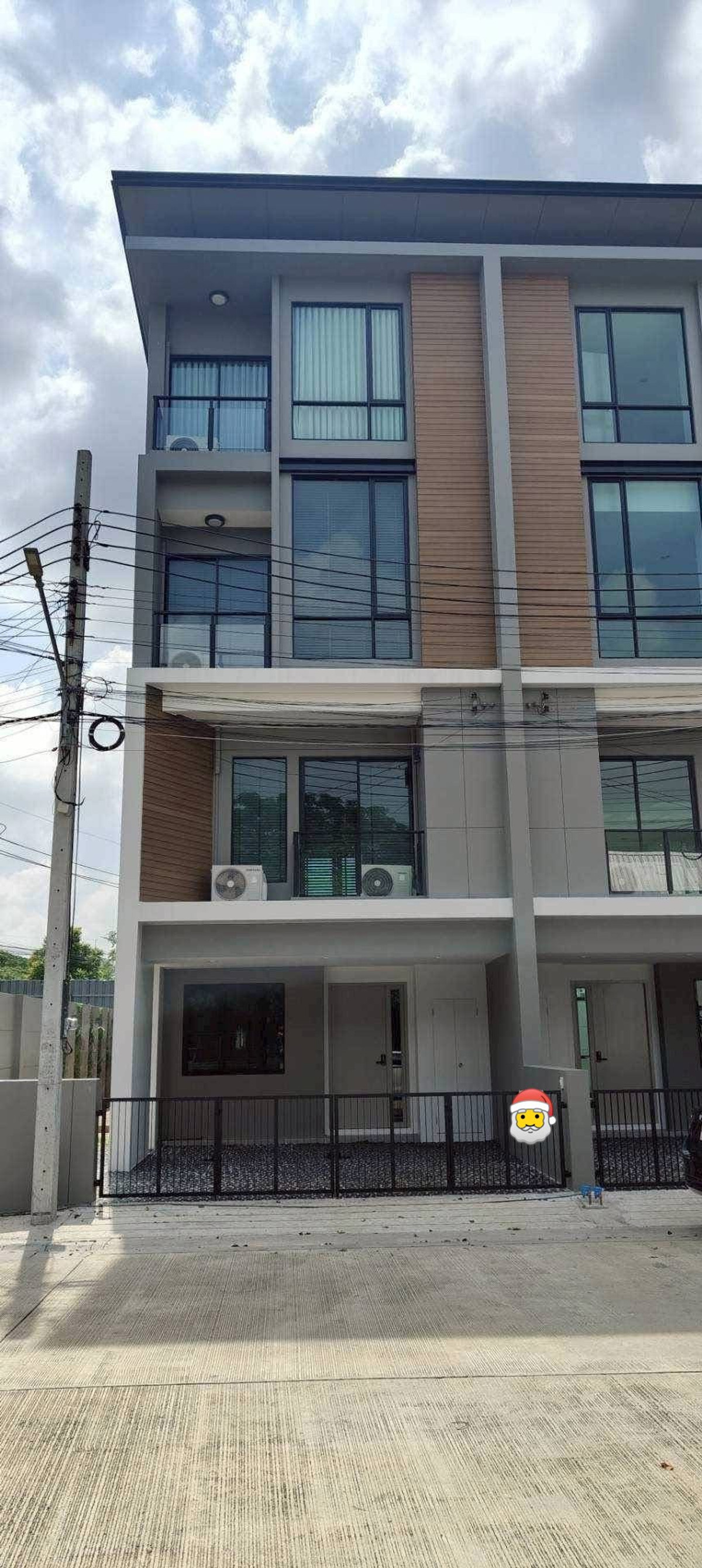 ให้เช่าทาวน์โฮมนวมินทร์ รามอินทรา : 🏡 ให้เช่าทาวน์โฮมพรีเมียม 3.5 ชั้น Premium Place พหลโยธิน–รามอินทรา 4 ห้องนอน 3 ห้องน้ำใกล้ BTS สายหยุด จดทะเบียนบริษัทได้ | รับผู้เช่าต่างชาติ 💰 ค่าเช่า 65,000 บาท/เดือน