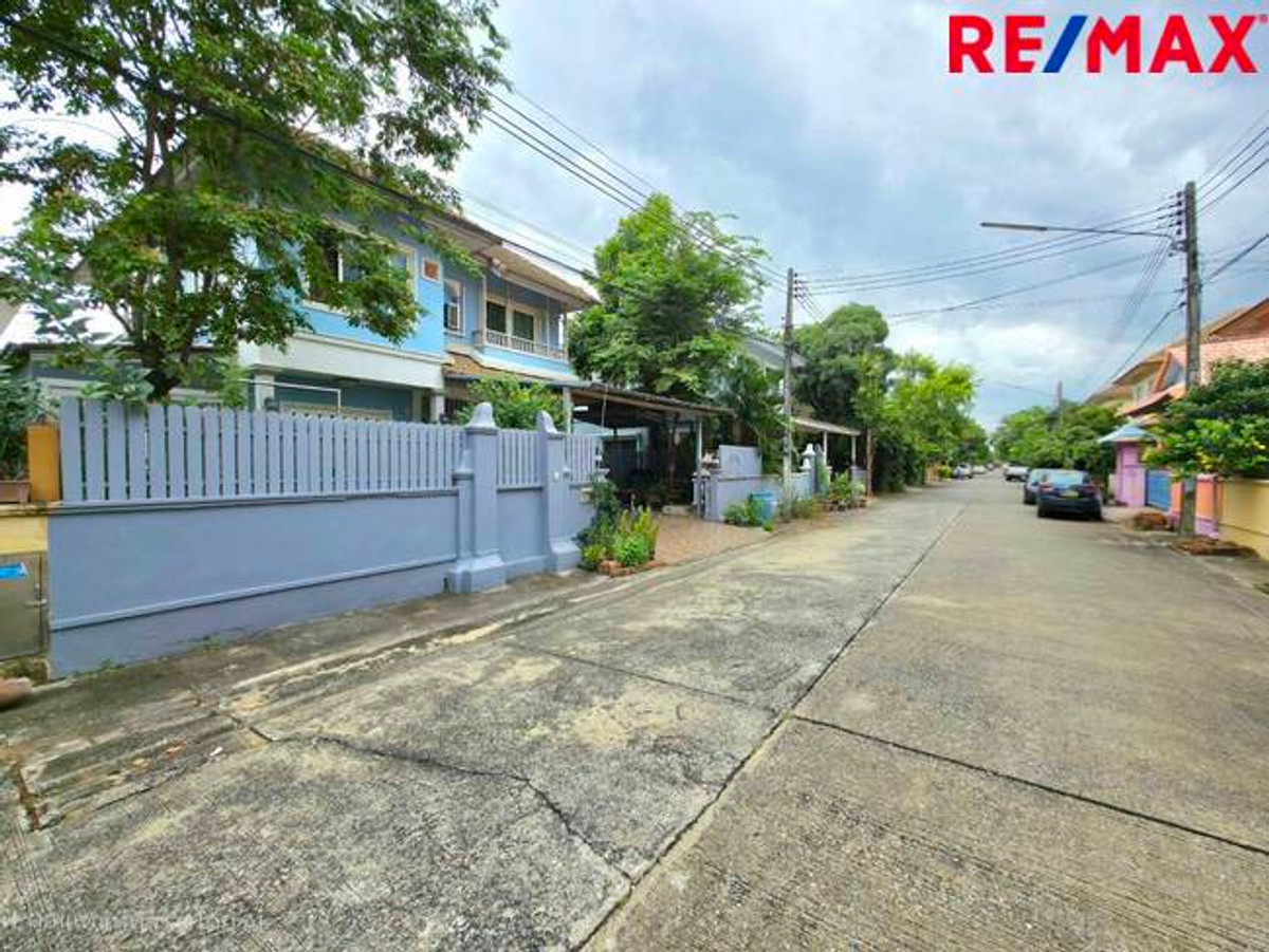 For SaleHousePathum Thani,Rangsit, Thammasat : 2-story detached house for sale, Discovery Balika Village, Discovery Balika, Lam Luk Ka, Khlong 4, Sawai Pracharat Road.