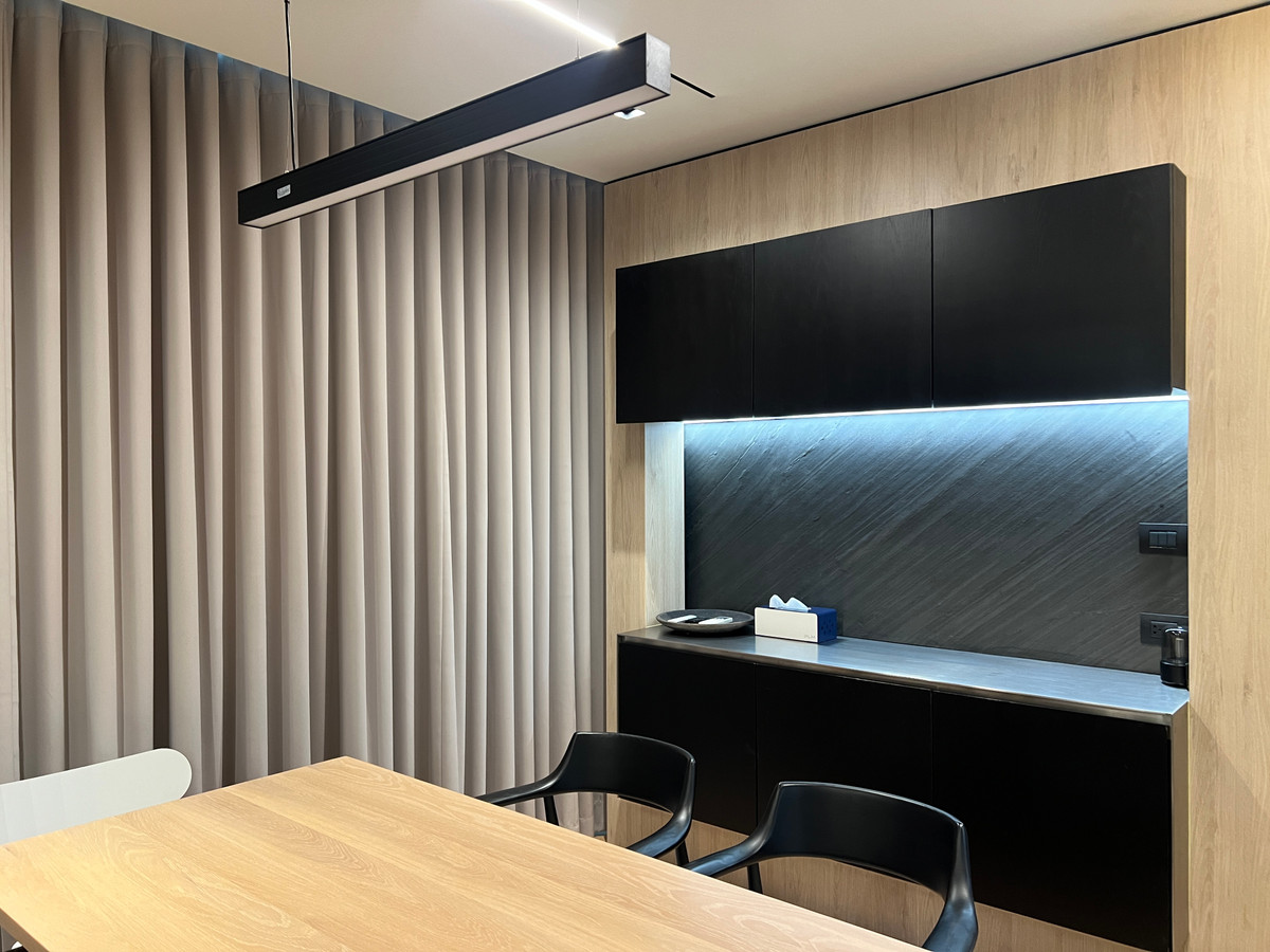 For SaleCondoSukhumvit, Asoke, Thonglor : Luxury condo for sale, room divided into proportions, with bathtub, Thonglor area