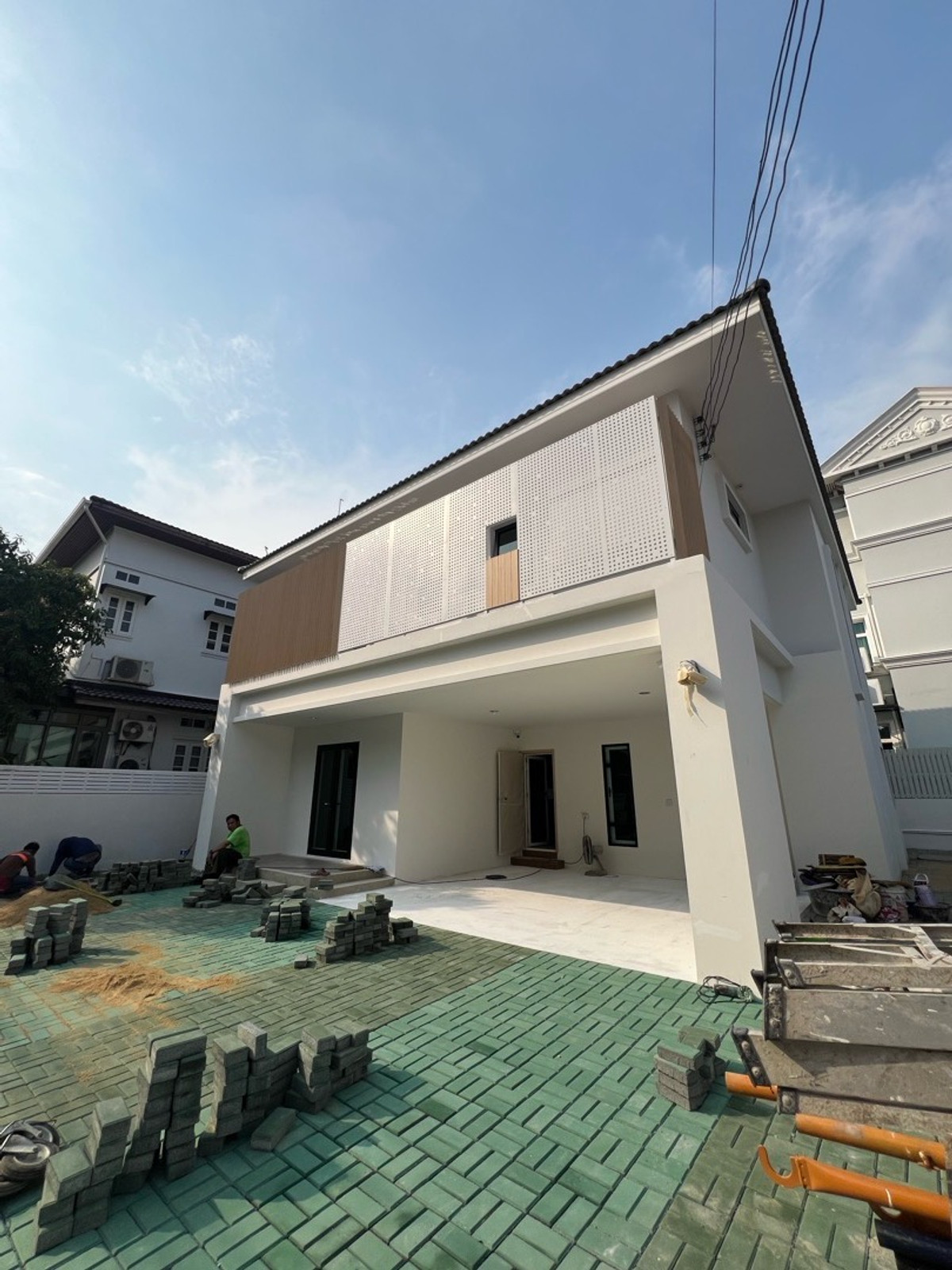 ขายบ้านรัชดา ห้วยขวาง : บ้านสร้างใหม่พร้อมขาย ทำเลใจกลางเมือง