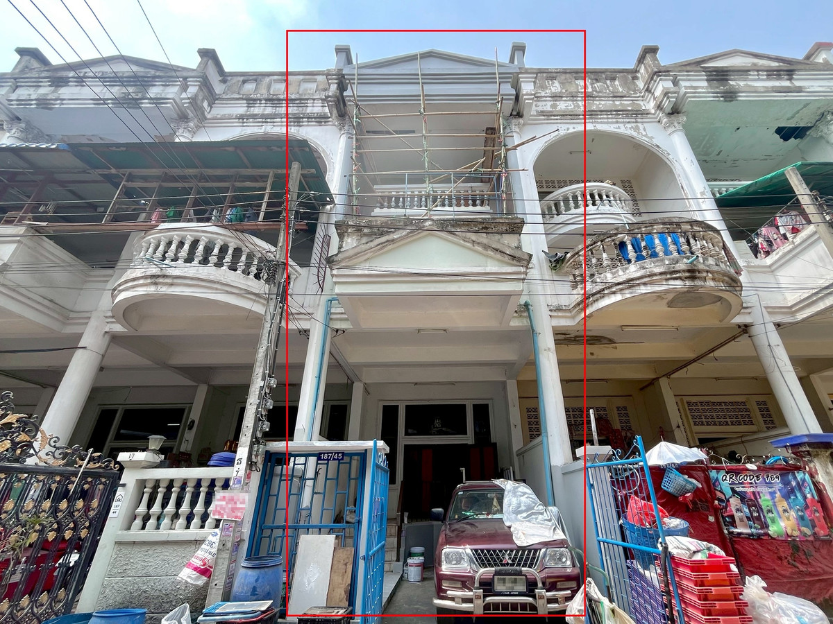 ขายทาวน์โฮมบางแค เพชรเกษม : แรร์ไอเท็ม!!! ทรัพย์ใกล้รถไฟฟ้า ทำกำไร 6% ต่อปี! ขายทาวน์โฮม 3 ชั้น ใกล้ MRT บางแค และตลาดบางแค บ้าน 3ชั้น 4ห้องนอน หาผู้เช่าง่าย ได้เงินต่อเนื่อง