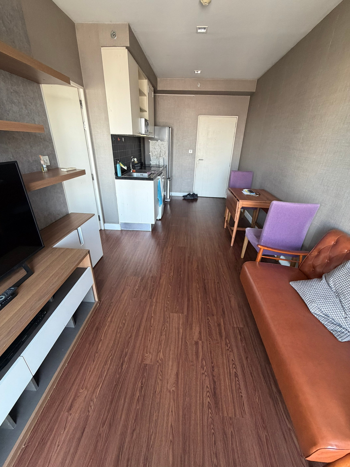 For RentCondoSathorn, Narathiwat : Cheap rental, large room, 1 bedroom, 1 bathroom, The Seed Mingle Sathorn Suan Phlu.