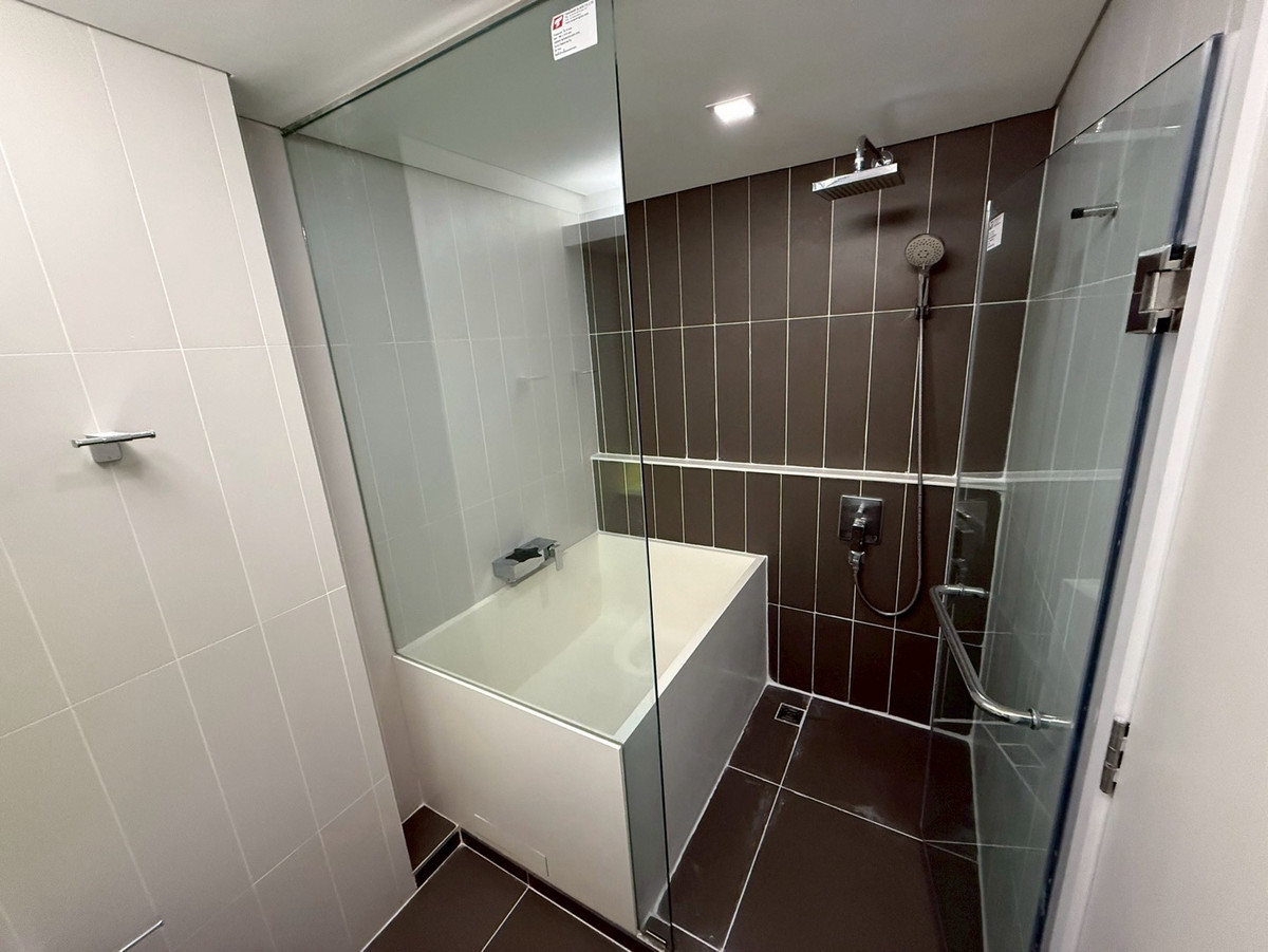 For SaleCondoOnnut, Udomsuk : 2 Bedroom Duplex Condo for Sale 80 sq.m Corner Unit near BTS On Nut at Siamese S48 Suitable for Living or Investment