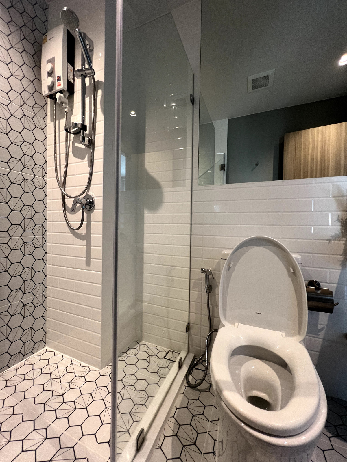 ให้เช่าคอนโดท่าพระ ตลาดพลู วุฒากาศ : ให้เช่าคอนโดแถวสาทร ท่าพระ ห้องกว้าง วิวดี สิ่งอำนวยความสะดวกครบจบใกล้ BTS ตลาดพลู