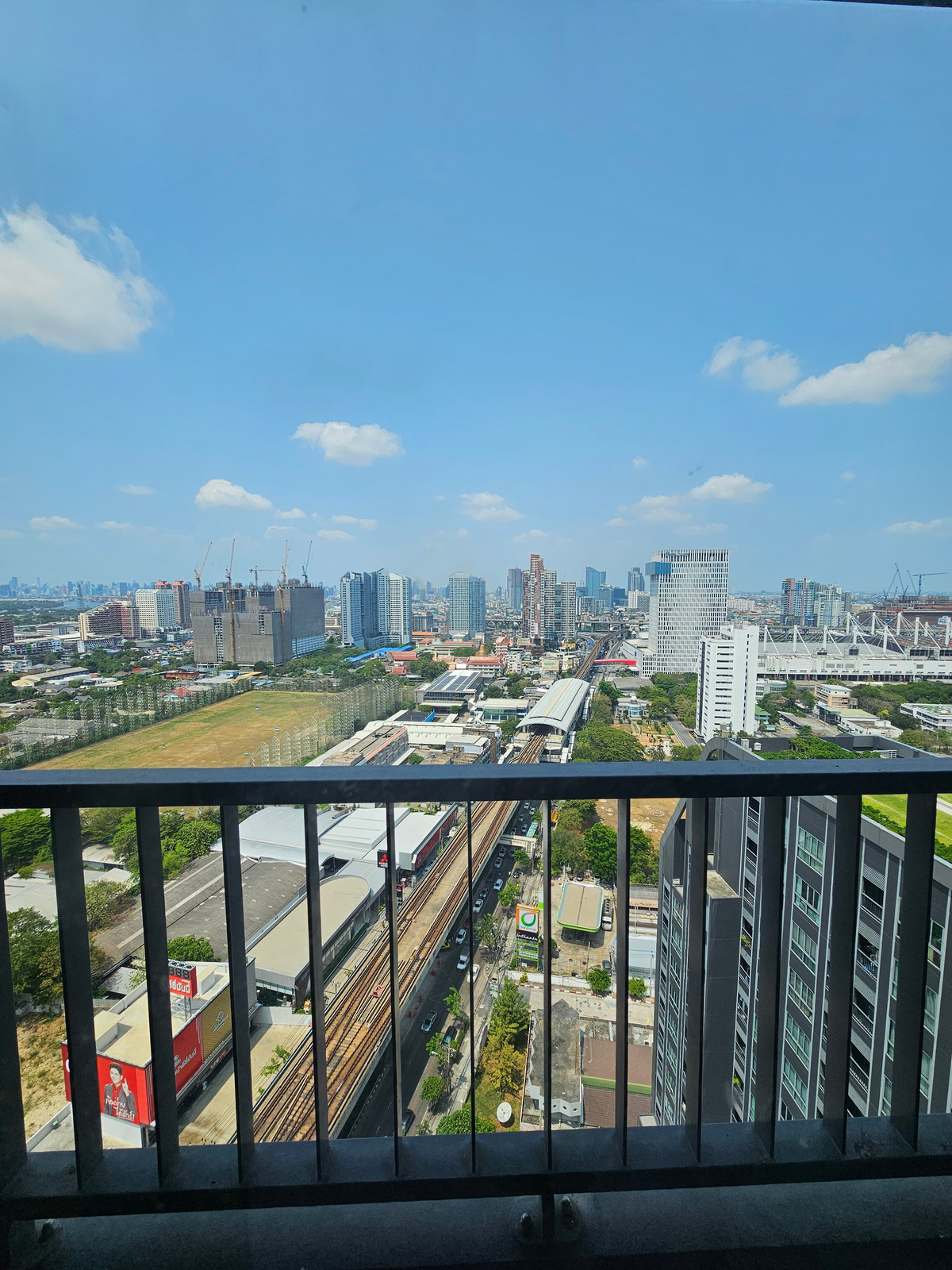 ให้เช่าคอนโดบางนา แบริ่ง ลาซาล : ห้องเเต่งบิ้วอินสวย ชั้นสูง เช่า Studio, 1 ห้องน้ำ ไอดีโอ โมบิ สุขุมวิท อีสท์เกต