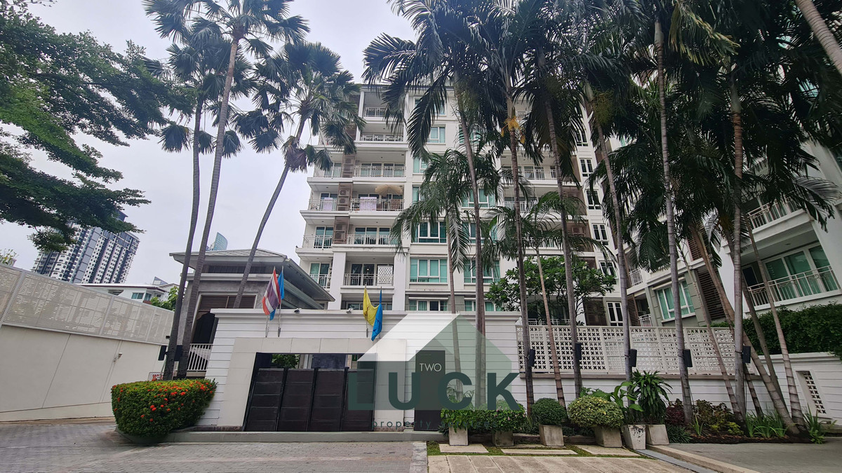 For SaleCondoWongwianyai, Charoennakor : LUCK 🏭Condo for sale, The Bangkok Sathorn-Taksin, next to the BTS, big room, comfortable to live in!!!