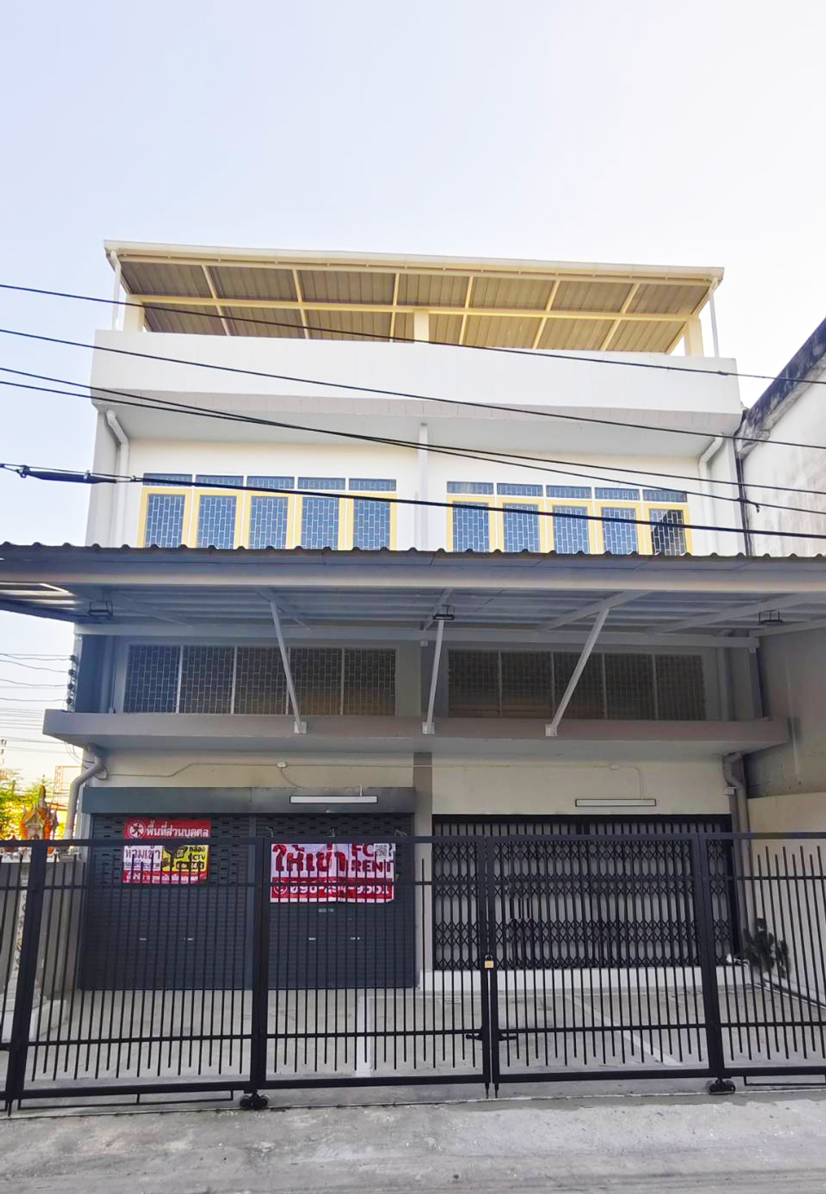 ให้เช่าอาคารพาณิชย์บางนา แบริ่ง ลาซาล : ให้เช่าอาคาร 4 ชั้น 540 ตร.ม. รีโนเวทใหม่ หน้ากว้าง 10 ม. จอดรถสบาย ทำออฟฟิศ/คลังสินค้าได้ พร้อมแอร์ 3 ตัว