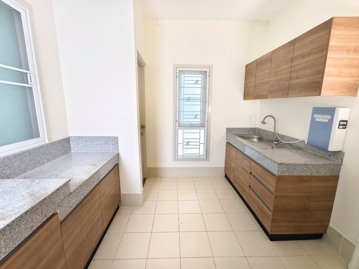 HouseLadkrabang, Suwannaphum Airport : For Sale/Rent: Detached House Home Place The Park Rama9, near the new Krungthep Kreetha Road and Nirvana Porch. 3 bedrooms, 3 bathrooms, 65 sq.wah.