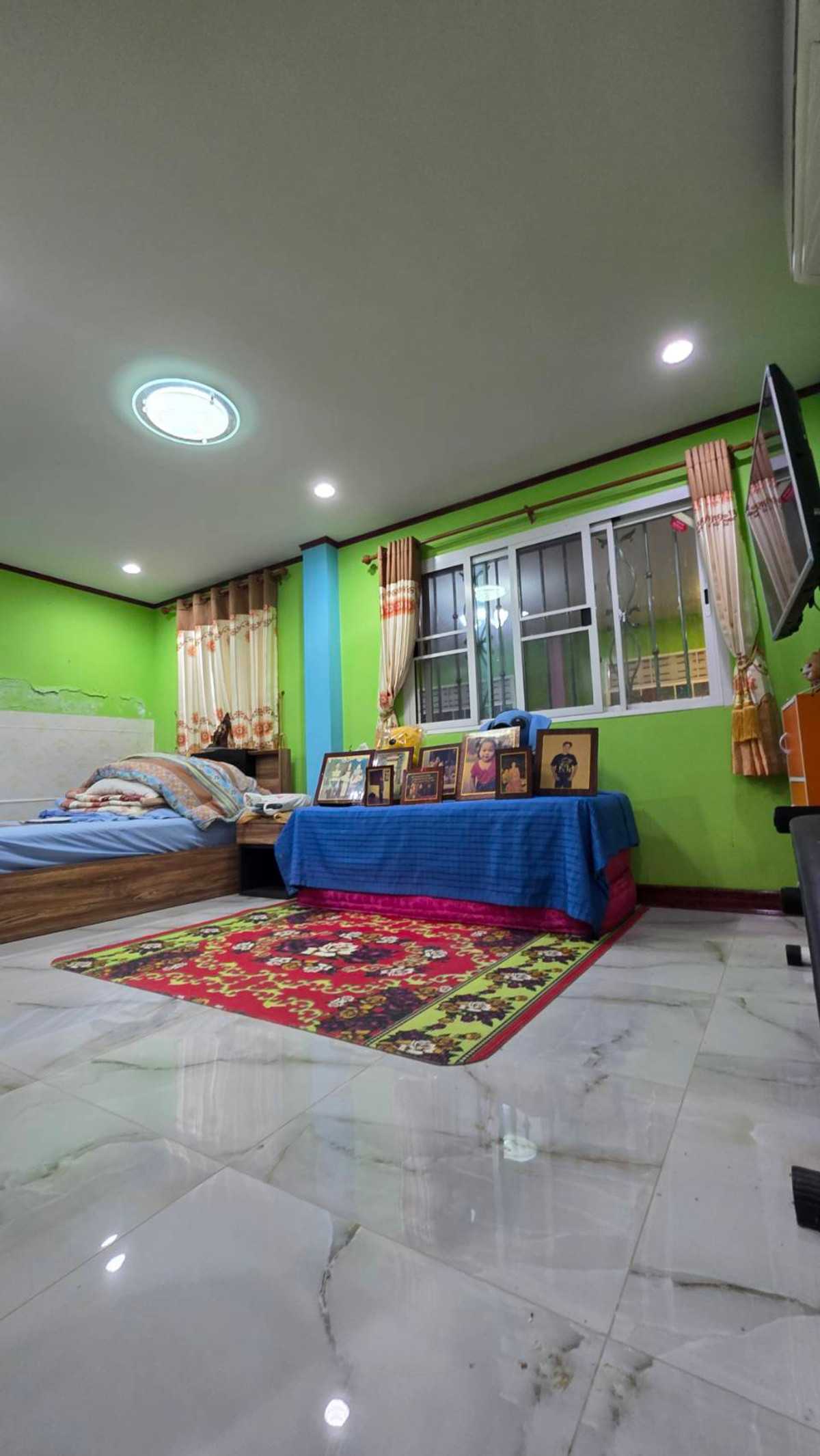 ขายบ้านสกลนคร : บ้านพร้อมที่ดิน เนื้อที่ 1 ไร่ 275 ตารางเมตร