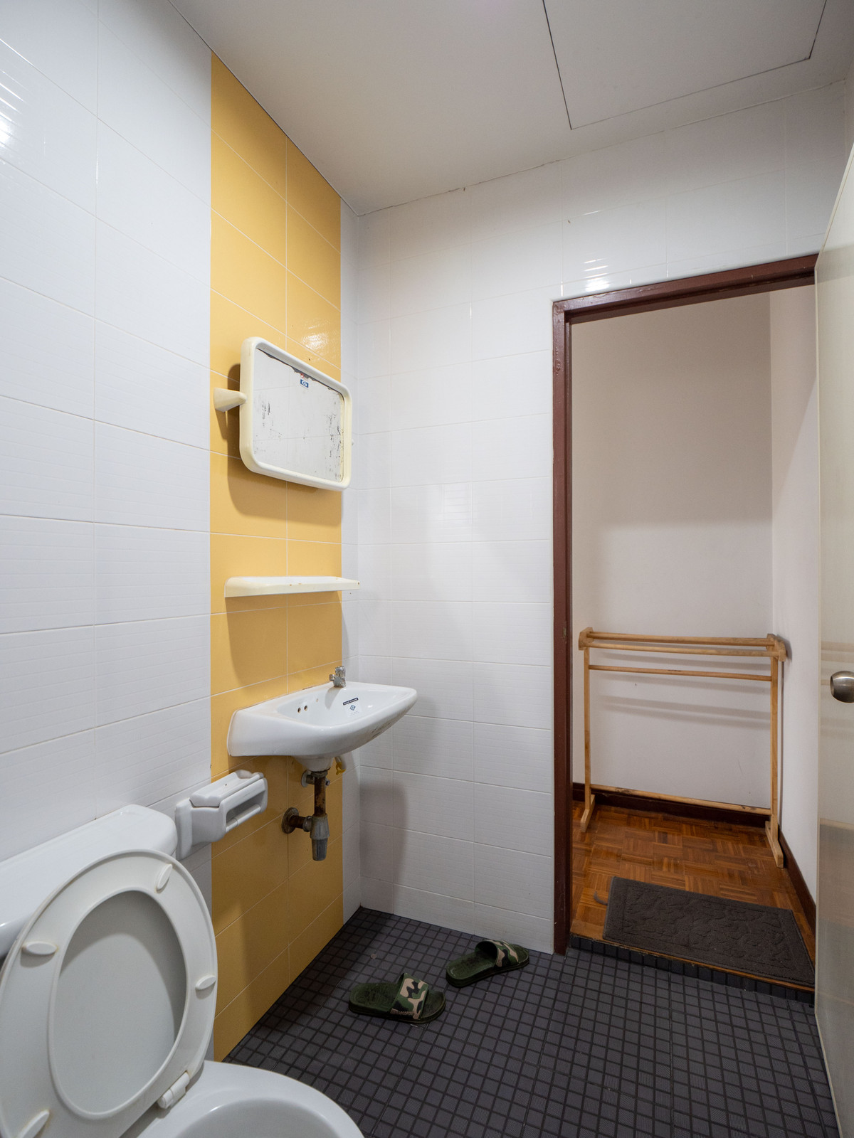 For RentHouseNonthaburi, Bang Yai, Bangbuathong : #Single house for sale #Single house for rent #Fueangsuk Village 5, corner plot 101.9 sq m.