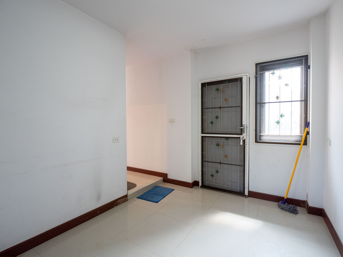 For RentHouseNonthaburi, Bang Yai, Bangbuathong : #Single house for sale #Single house for rent #Fueangsuk Village 5, corner plot 101.9 sq m.