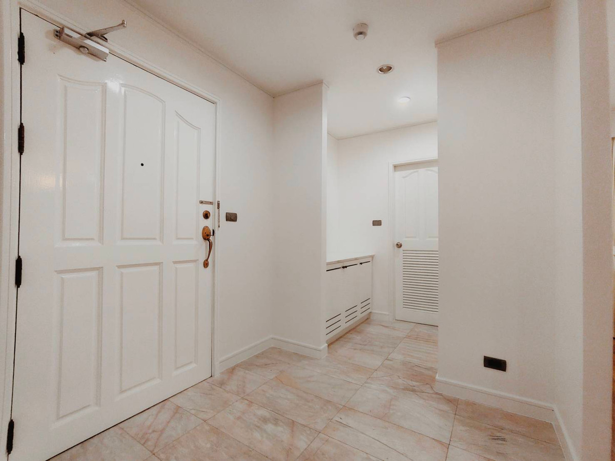 For RentSukhumvit, Asoke, Thonglor : For Rent: GM Tower (Pet Friendly) - 130,000 THB [MKr260222]