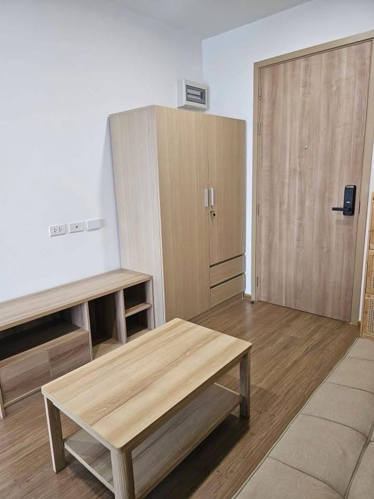 For RentCondoBang kae, Phetkasem : 1 month + 2 month warranty)