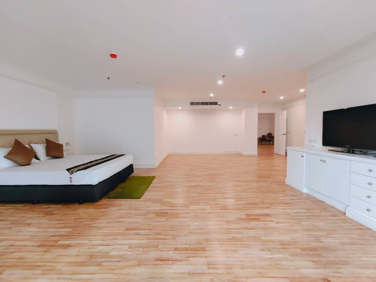 For RentSukhumvit, Asoke, Thonglor : For Rent: GM Tower (Pet Friendly) - 180,000 THB [MKr260223]