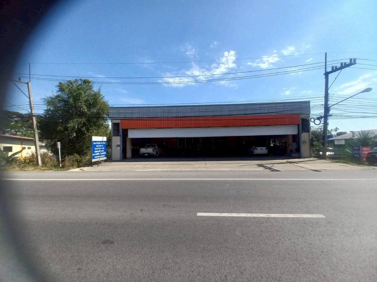 For SaleHouseChiang Mai : [For Sale] Single house in Mae Rim, area 170 sq m, good location next to the road.