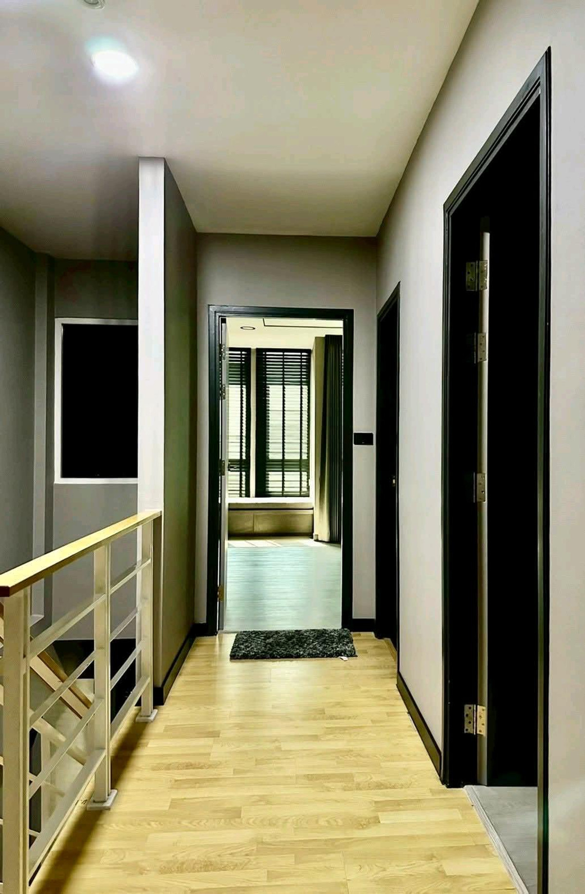 ขายทาวน์โฮมเลียบทางด่วนรามอินทรา : 🏬ขายด่วน!! บ้านหลังมุม ทำเลทองกลางเมือง รีโนเวทสวยพร้อมอยู่✨️โครงการบ้านกลางเมือง S-Sense พระราม 9 - ลาดพร้าว✨️ 33ตร.ม เพียง8.5ล้าน💵💵 โทรด่วน 0655193596 ปัน