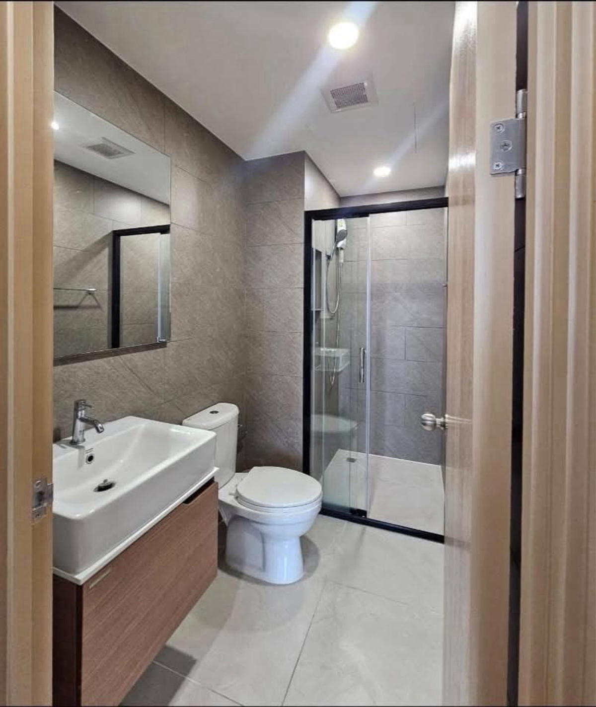 For RentCondoBang kae, Phetkasem : 1 month + 2 month warranty)