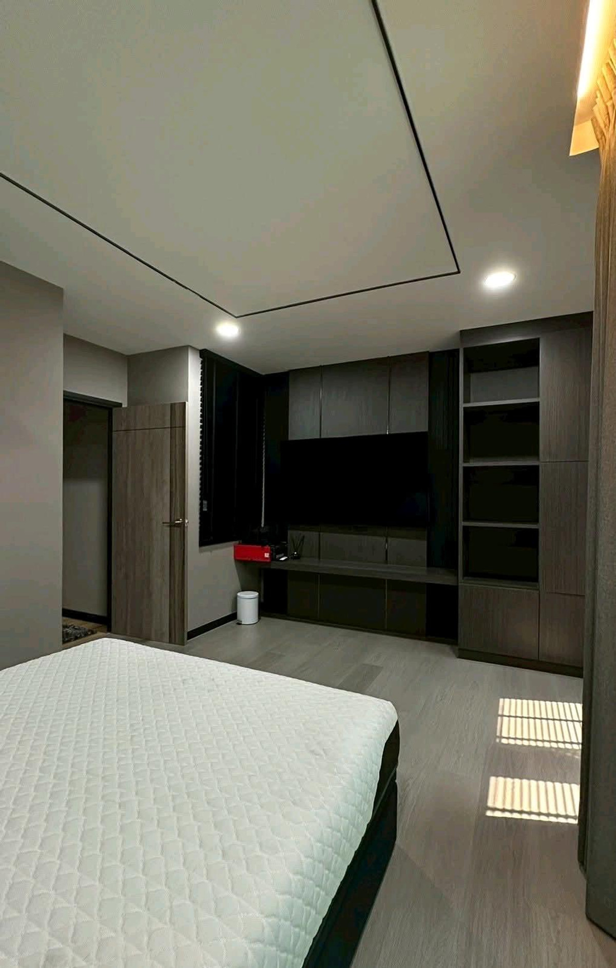 ขายทาวน์โฮมเลียบทางด่วนรามอินทรา : 🏬ขายด่วน!! บ้านหลังมุม ทำเลทองกลางเมือง รีโนเวทสวยพร้อมอยู่✨️โครงการบ้านกลางเมือง S-Sense พระราม 9 - ลาดพร้าว✨️ 33ตร.ม เพียง8.5ล้าน💵💵 โทรด่วน 0655193596 ปัน