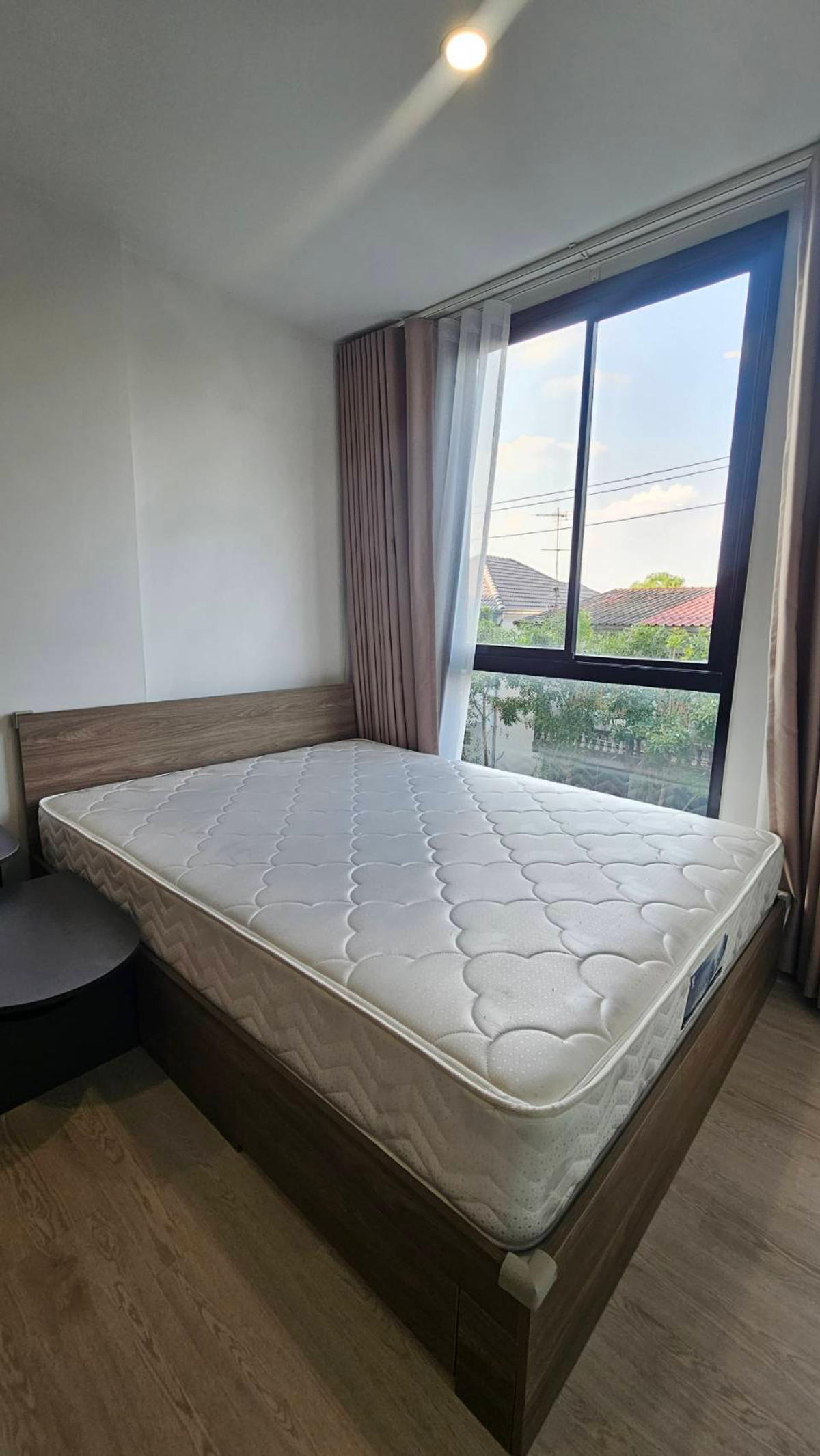 ให้เช่าคอนโดปทุมธานี รังสิต ธรรมศาสตร์ : ให้เช่าคอนโด Nue Core คูคต ห้องสวย พร้อมเครื่องใช้ไฟฟ้าเฟอร์นิเจอร์ครบ