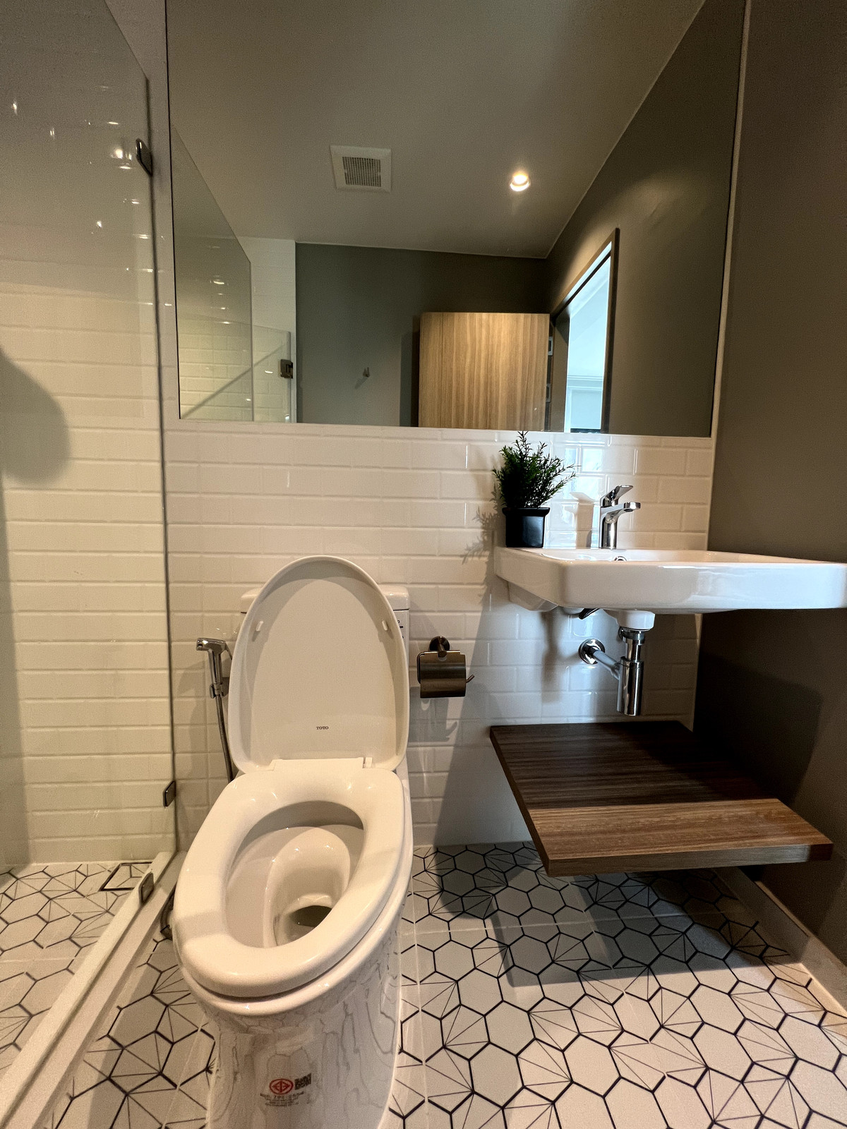 ให้เช่าคอนโดท่าพระ ตลาดพลู วุฒากาศ : ให้เช่าคอนโดแถวสาทร ท่าพระ ห้องกว้าง วิวดี สิ่งอำนวยความสะดวกครบจบใกล้ BTS ตลาดพลู