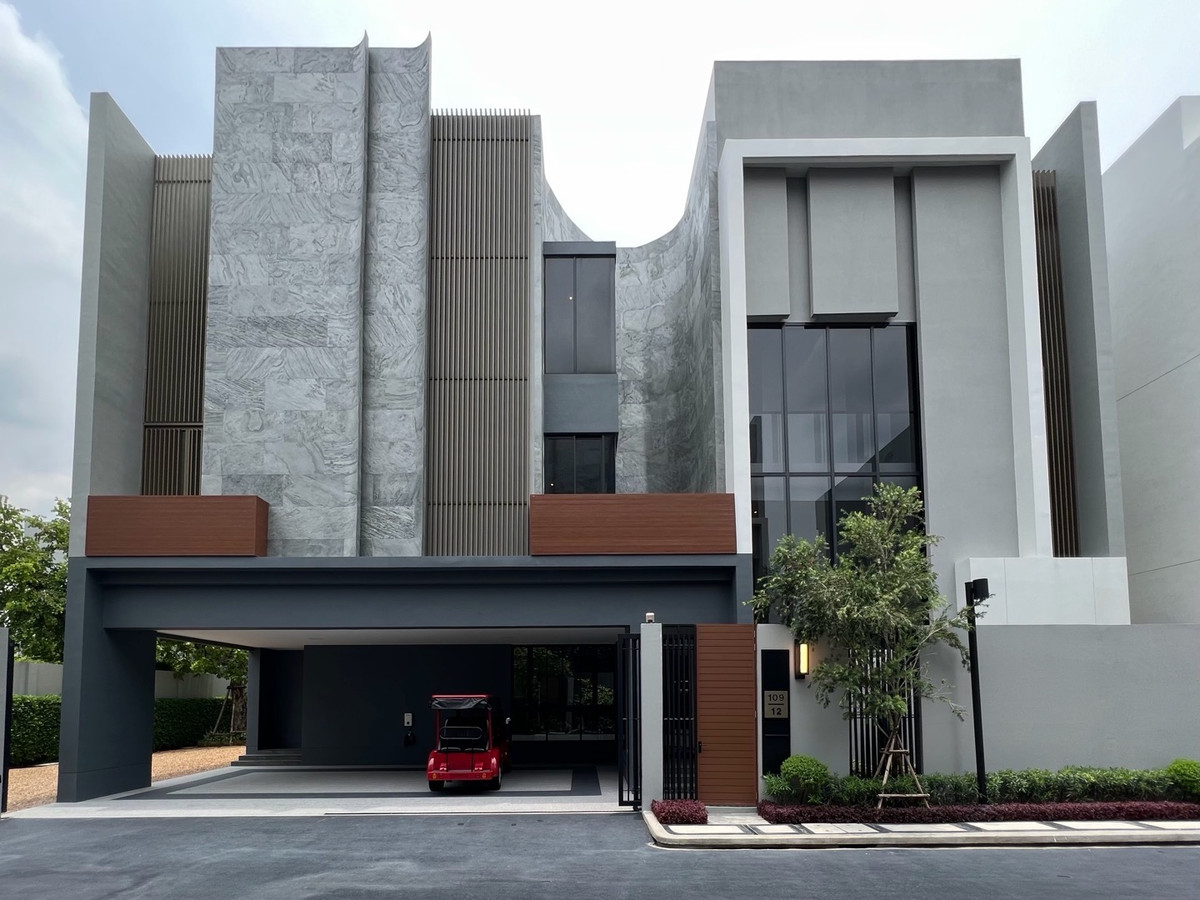 ขายบ้านพัฒนาการ ศรีนครินทร์ : ทุบราคาหลังใหญ่‼️หลังสุดท้าย บ้านใหม่ มือ1 ราคาโครงการ