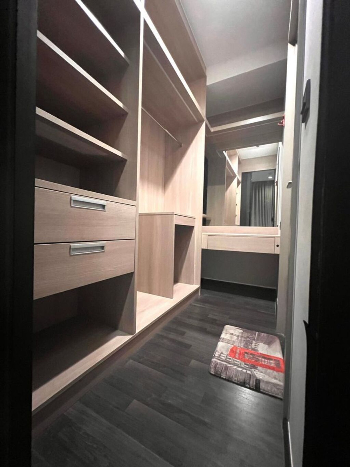 ขายคอนโดพระราม 9 เพชรบุรีตัดใหม่ RCA : ขาย เดอะ ไลน์ อโศก-รัชดา เลขที่ 585/377